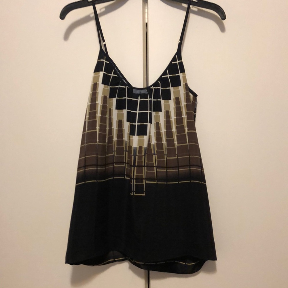 Silk sleeveless tank with back detail